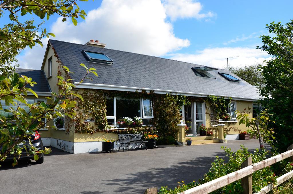 Inisean Ocean View Bed & Breakfast Dungloe Exterior photo